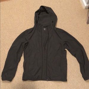 UNIQLO workout windbreaker